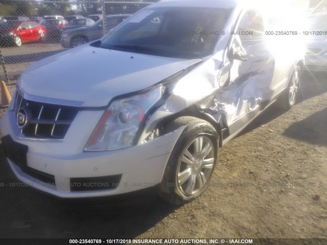 3GYFNAEY1BS595690 - 2011 CADILLAC SRX LUXURY COLLECTION CREAM photo 6