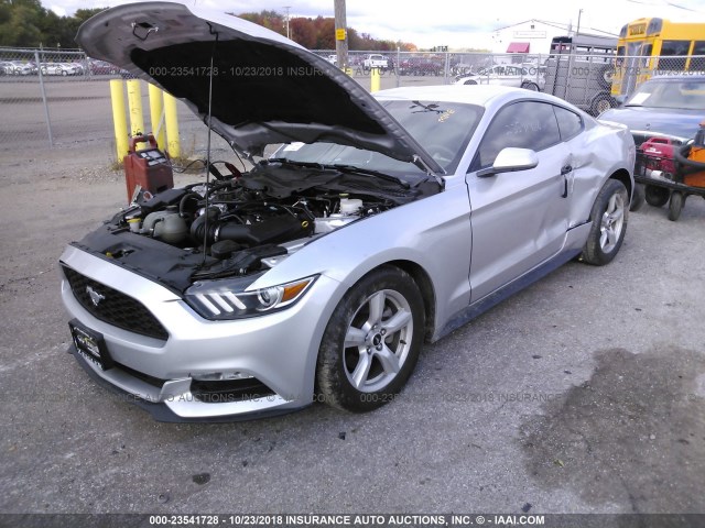 1FA6P8AM2H5264444 - 2017 FORD MUSTANG SILVER photo 2