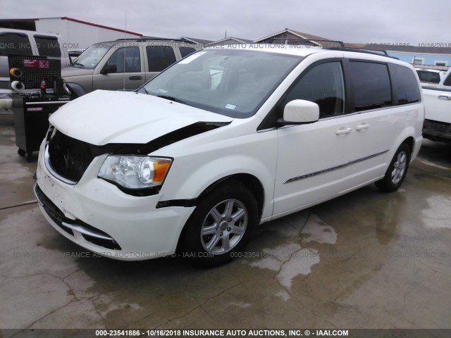 2A4RR5DG0BR703070 - 2011 CHRYSLER TOWN & COUNTRY TOURING WHITE photo 2