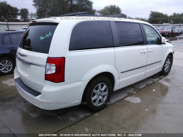 2A4RR5DG0BR703070 - 2011 CHRYSLER TOWN & COUNTRY TOURING WHITE photo 4