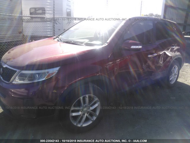 5XYKT3A65FG562838 - 2015 KIA SORENTO LX RED photo 2