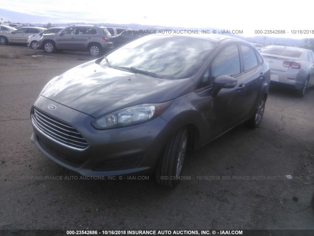 3FADP4BJXEM148788 - 2014 FORD FIESTA SE GRAY photo 2