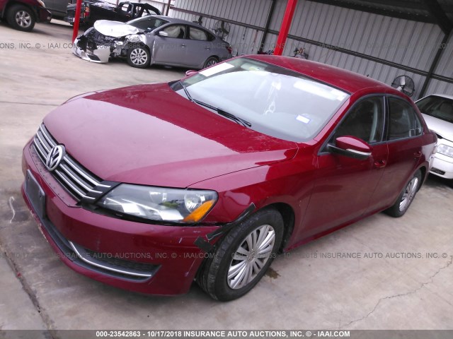 1VWAT7A31FC065201 - 2015 VOLKSWAGEN PASSAT S MAROON photo 2