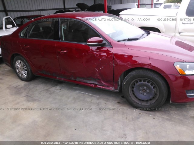 1VWAT7A31FC065201 - 2015 VOLKSWAGEN PASSAT S MAROON photo 6