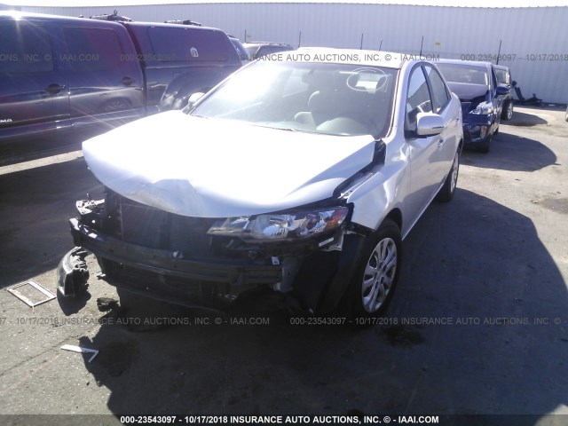 KNAFU4A27B5460104 - 2011 KIA FORTE EX SILVER photo 2