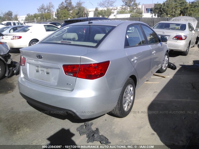 KNAFU4A27B5460104 - 2011 KIA FORTE EX SILVER photo 4