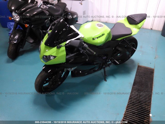 JKAZX4R15BA028745 - 2011 KAWASAKI ZX600 R GREEN photo 2