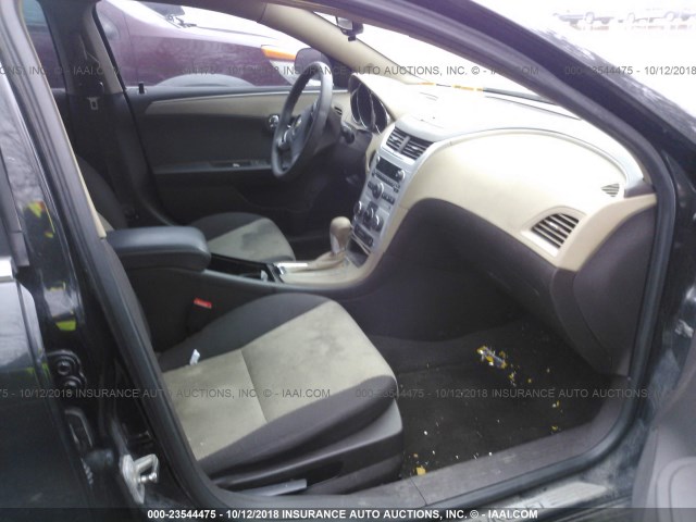 1G1ZA5EU9CF127403 - 2012 CHEVROLET MALIBU LS შავი ფოტო 5