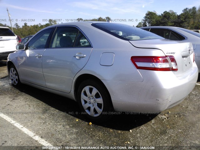 4T1BF3EK5BU166573 - 2011 TOYOTA CAMRY SE/LE/XLE 银色 照片 3