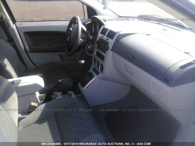 1B3HB28C17D331309 - 2007 DODGE CALIBER SILVER photo 5