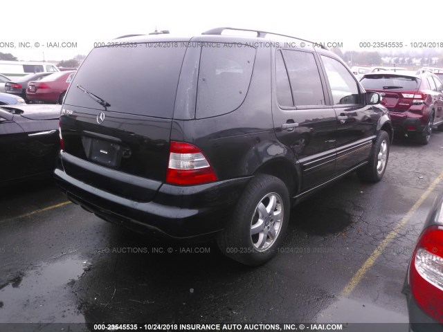 4JGAB57E44A489642 - 2004 MERCEDES-BENZ ML 350 BLACK photo 4