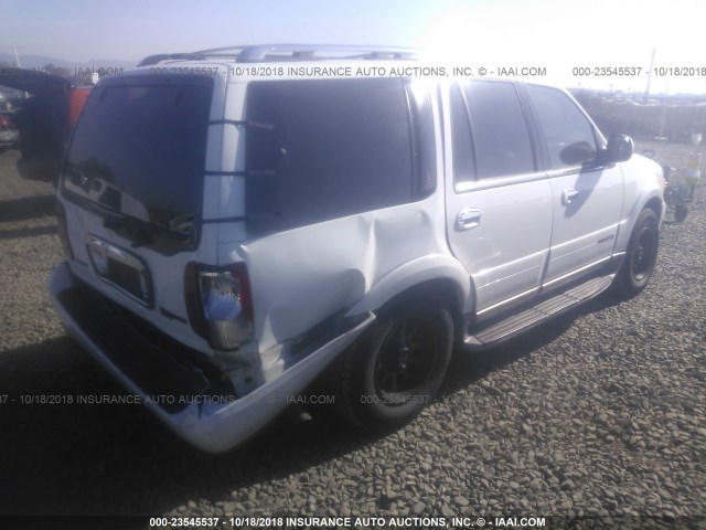 5LMFU28R01LJ09810 - 2001 LINCOLN NAVIGATOR WHITE photo 4