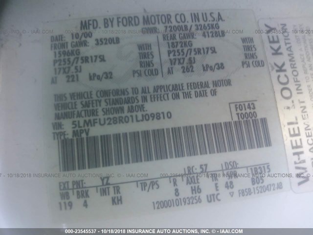 5LMFU28R01LJ09810 - 2001 LINCOLN NAVIGATOR WHITE photo 9