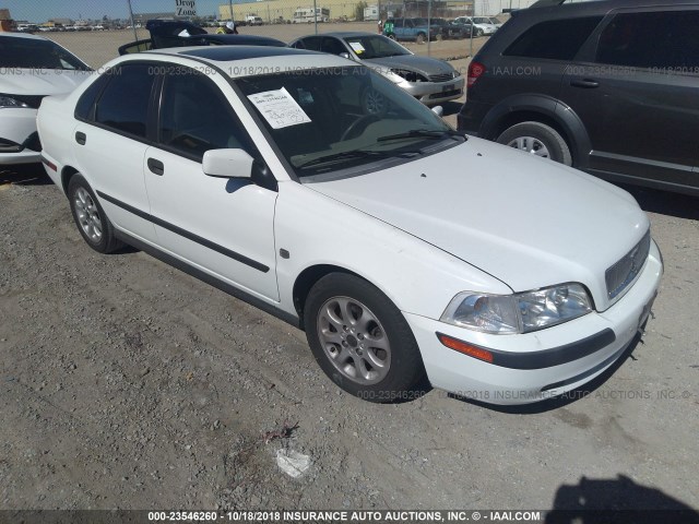 YV1VS29562F873238 - 2002 VOLVO S40 1.9T WHITE photo 1