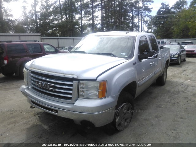 3GTRKVE33AG252663 - 2010 GMC SIERRA K1500 SLE SILVER photo 2