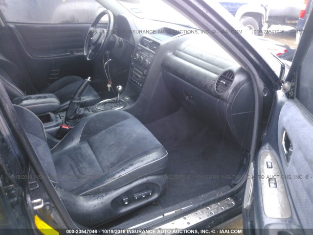 JTHBD192820041260 - 2002 LEXUS IS 300 BLACK photo 5