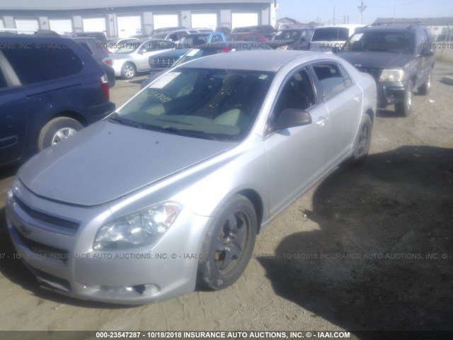 1G1ZB5EB8AF223886 - 2010 CHEVROLET MALIBU LS 银色 照片 2