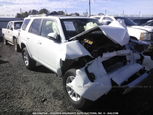 JTEBU5JR5J5512053 - 2018 TOYOTA 4RUNNER SR5 PREM/LTDL/TRAIL/TRD WHITE photo 1