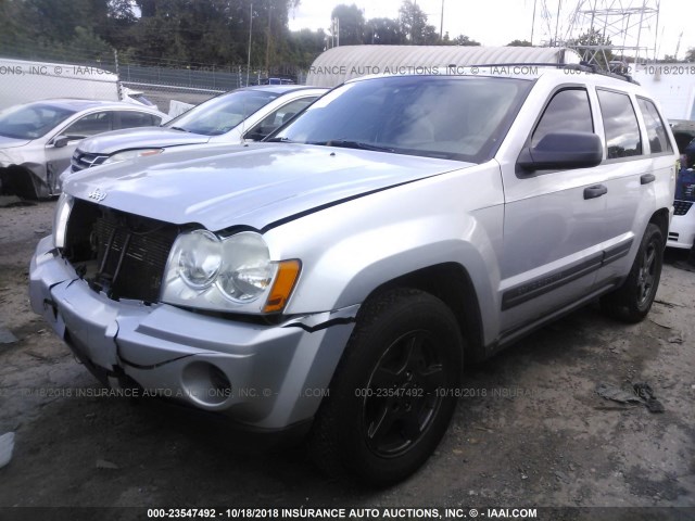 1J4GR48K35C707787 - 2005 JEEP GRAND CHEROKEE LAREDO/COLUMBIA/FREEDOM 银色 照片 2