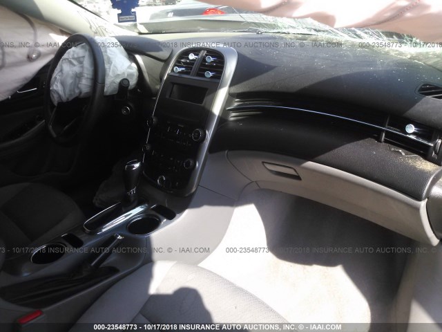 1G11B5SL5FF103805 - 2015 CHEVROLET MALIBU LS 灰色 照片 5