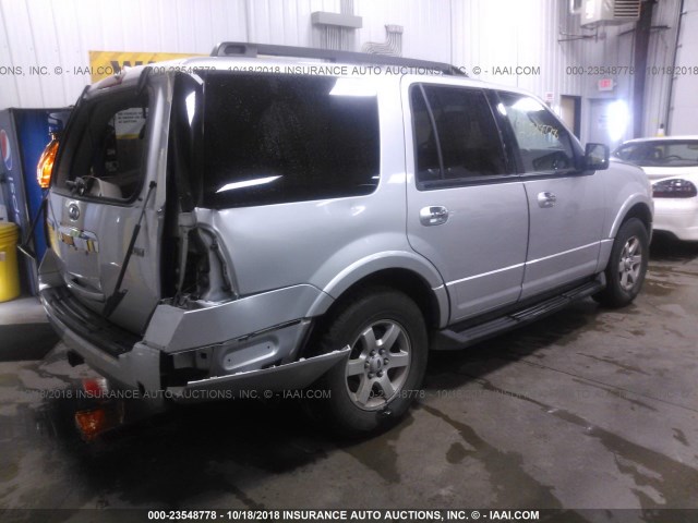 1FMJU1F57AEA69558 - 2010 FORD EXPEDITION XLT SILVER photo 4
