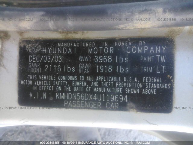 KMHDN56DX4U119694 - 2004 HYUNDAI ELANTRA SILVER photo 9