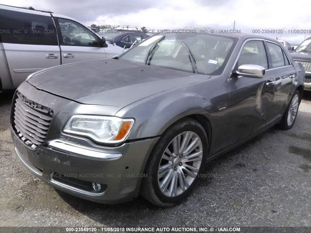 2C3CA6CT8BH592124 - 2011 CHRYSLER 300C GRAY photo 2