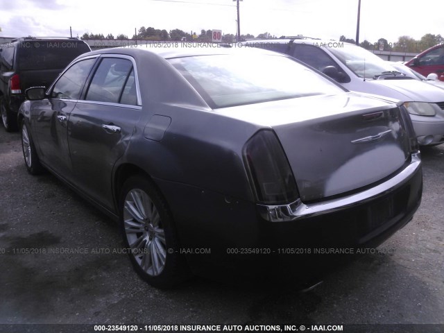 2C3CA6CT8BH592124 - 2011 CHRYSLER 300C GRAY photo 3