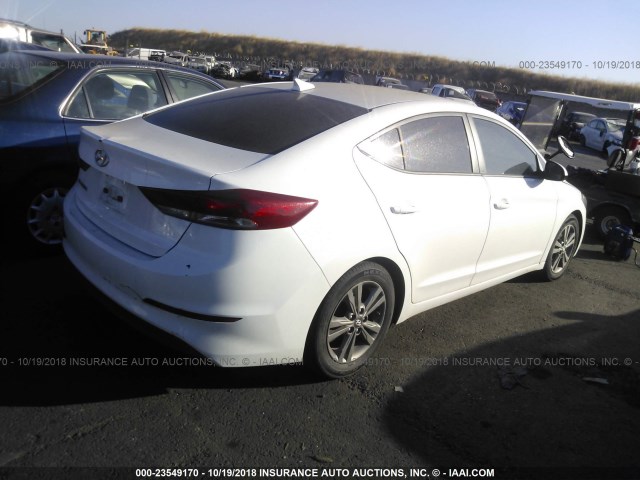 5NPD84LF1HH123094 - 2017 HYUNDAI ELANTRA SE/VALUE/LIMITED WHITE photo 4