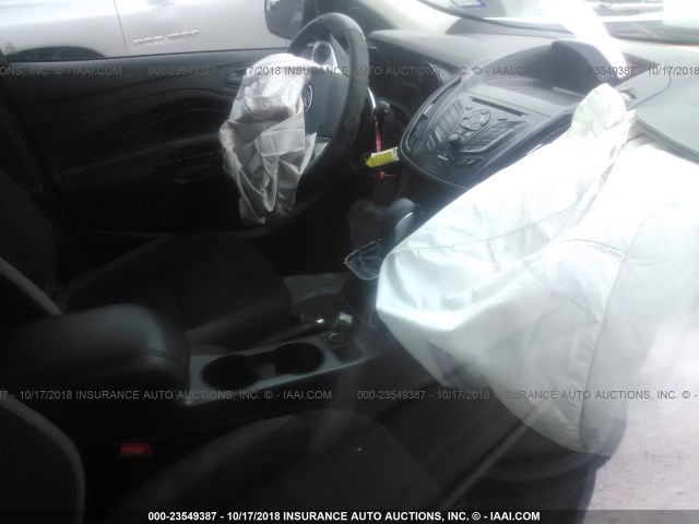 1FMCU0F73EUA71064 - 2014 FORD ESCAPE S WHITE photo 5