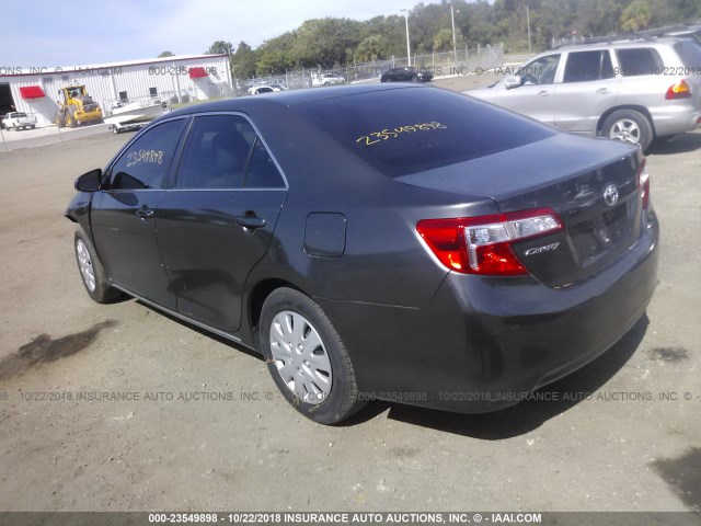 4T1BF1FK0EU376733 - 2014 TOYOTA CAMRY L/SE/LE/XLE 灰色 照片 3