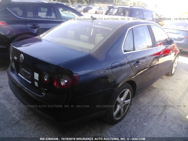 3VWRM71K38M008300 - 2008 VOLKSWAGEN JETTA SE/SEL BLACK photo 4