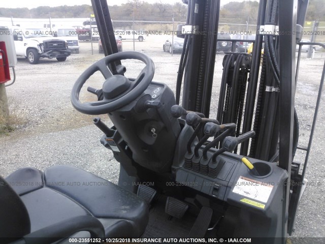 A809N06599V - 1998 YALE FORKLIFT YELLOW photo 5