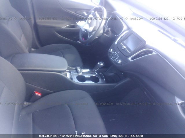 1G1ZB5ST0JF183459 - 2018 CHEVROLET MALIBU LS 白色 照片 5