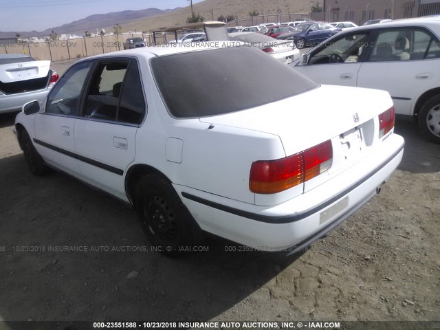 JHMCB7651NC035072 - 1992 HONDA ACCORD LX/EX WHITE photo 3