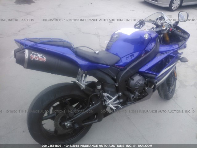 JYARN20YX7A000498 - 2007 YAMAHA YZFR1 BLUE photo 4