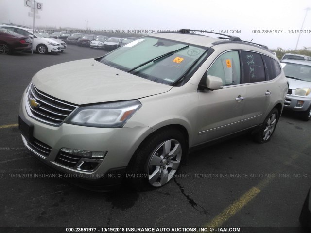 1GNKVJKD8FJ270670 - 2015 CHEVROLET TRAVERSE LTZ SILVER photo 2