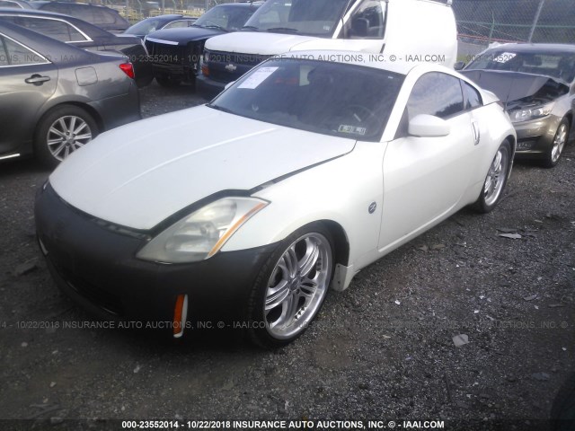 JN1AZ34D94T164315 - 2004 NISSAN 350Z COUPE WHITE photo 2