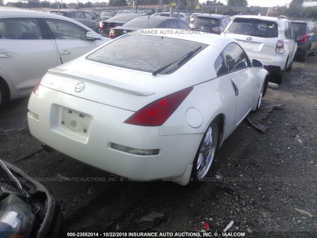 JN1AZ34D94T164315 - 2004 NISSAN 350Z COUPE WHITE photo 4