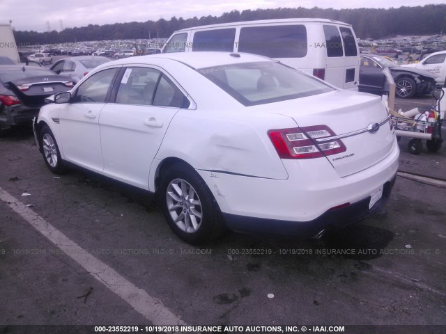 1FAHP2D80FG123619 - 2015 FORD TAURUS SE WHITE photo 3