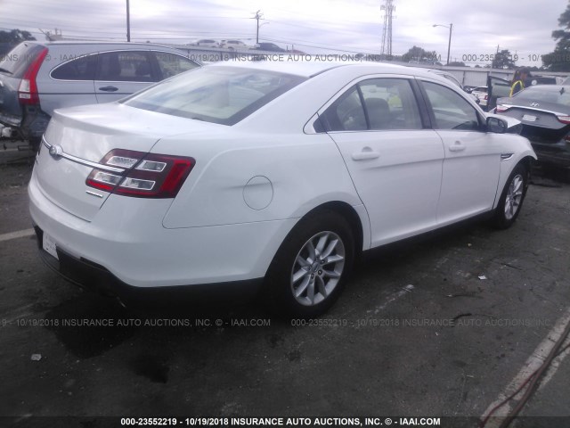 1FAHP2D80FG123619 - 2015 FORD TAURUS SE WHITE photo 4