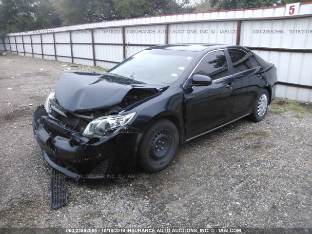 4T1BF1FKXDU260650 - 2013 TOYOTA CAMRY L/SE/LE/XLE Boz foto 2