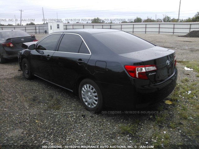 4T1BF1FKXDU260650 - 2013 TOYOTA CAMRY L/SE/LE/XLE Boz foto 3