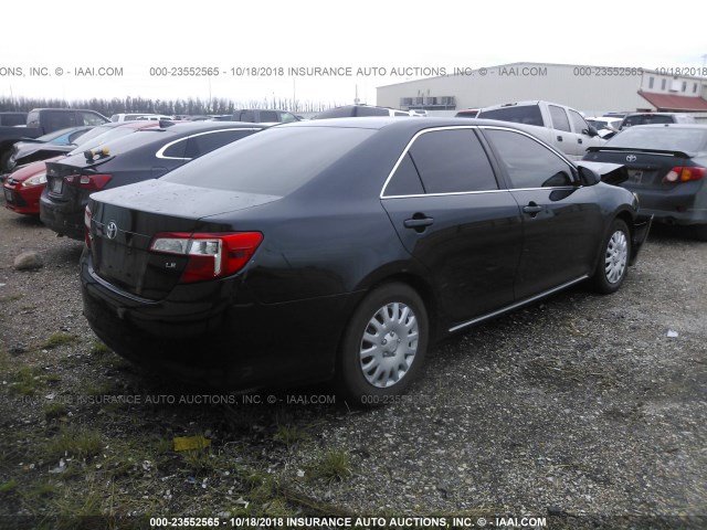 4T1BF1FKXDU260650 - 2013 TOYOTA CAMRY L/SE/LE/XLE Boz foto 4
