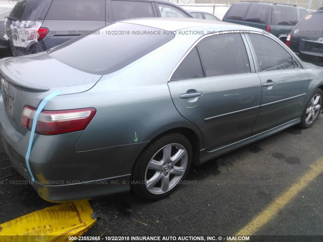 4T1BK46K77U555500 - 2007 TOYOTA CAMRY NEW GENERAT LE/XLE/SE TEAL photo 4