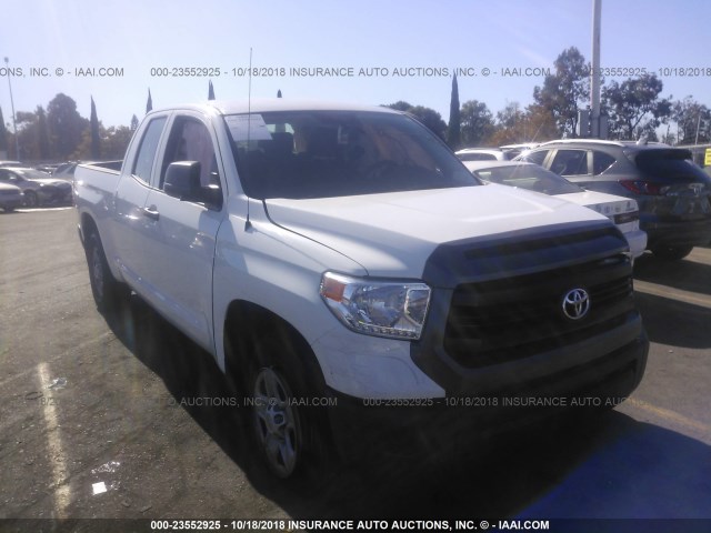 5TFRM5F14GX103691 - 2016 TOYOTA TUNDRA DOUBLE CAB SR/SR5 WHITE photo 1