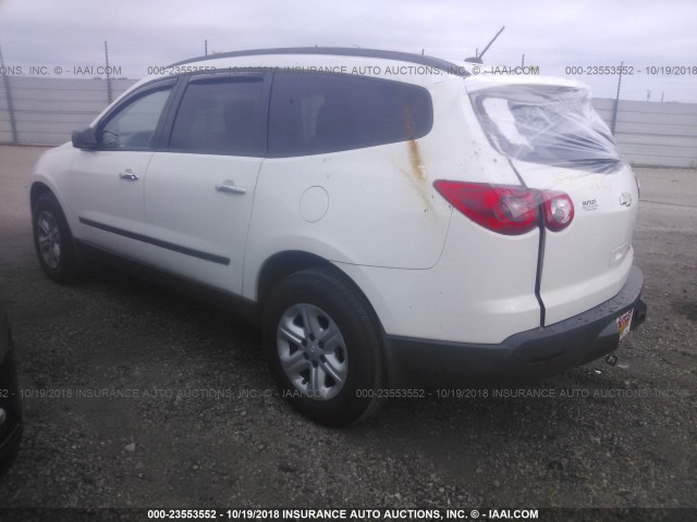 1GNKRFED0BJ336846 - 2011 CHEVROLET TRAVERSE LS WHITE photo 3