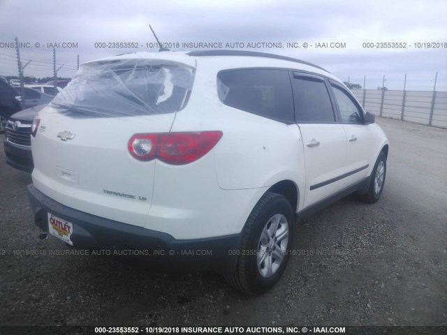 1GNKRFED0BJ336846 - 2011 CHEVROLET TRAVERSE LS WHITE photo 4