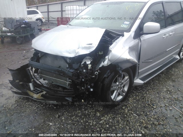 2D4RN5DX0AR411695 - 2010 DODGE GRAND CARAVAN SXT SILVER photo 6