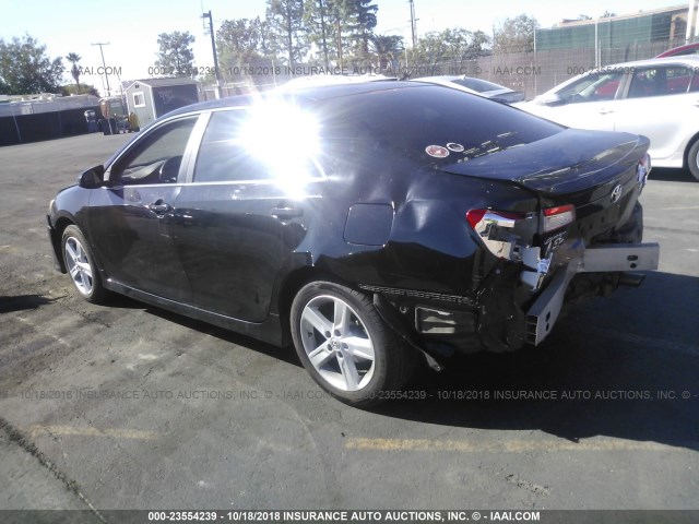 4T1BF1FK0CU017587 - 2012 TOYOTA CAMRY SE/LE/XLE 黑色 照片 3